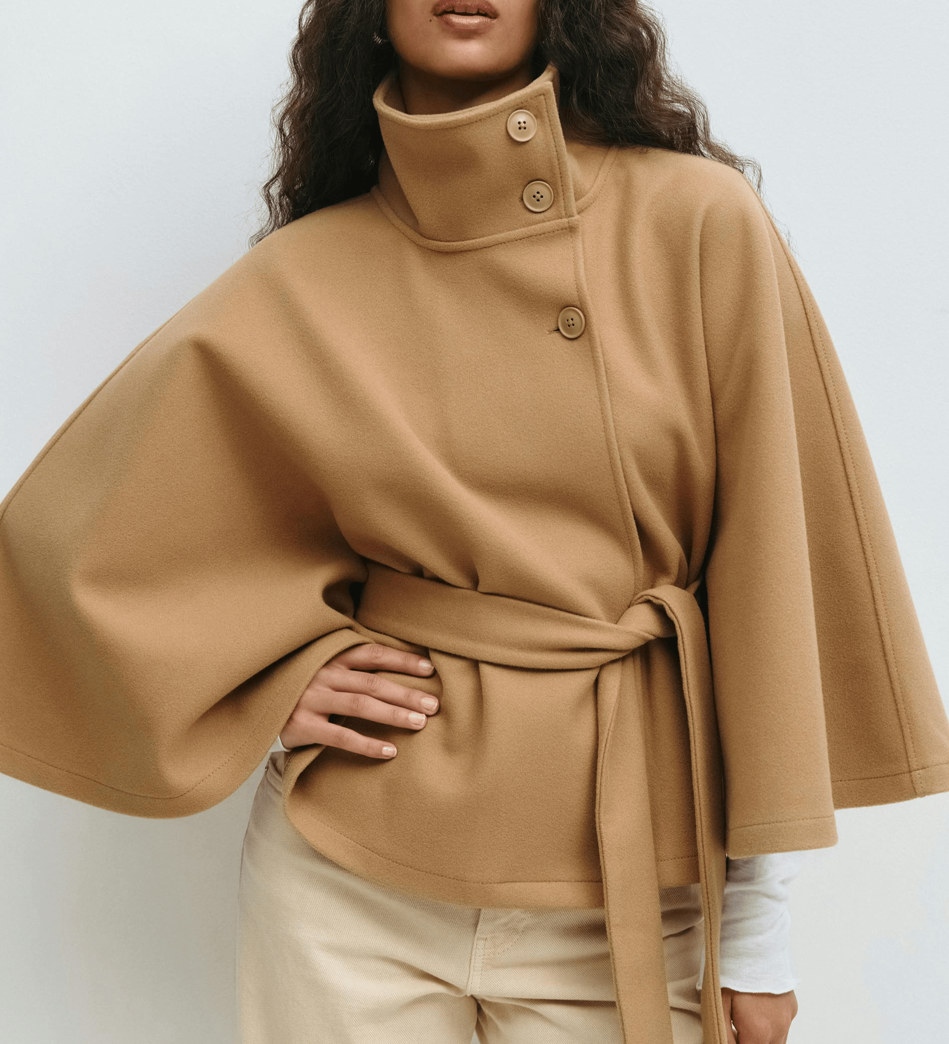 Lusana | Elegantne mantel vööga