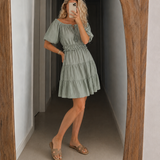 Mila Õlavarre Kleid