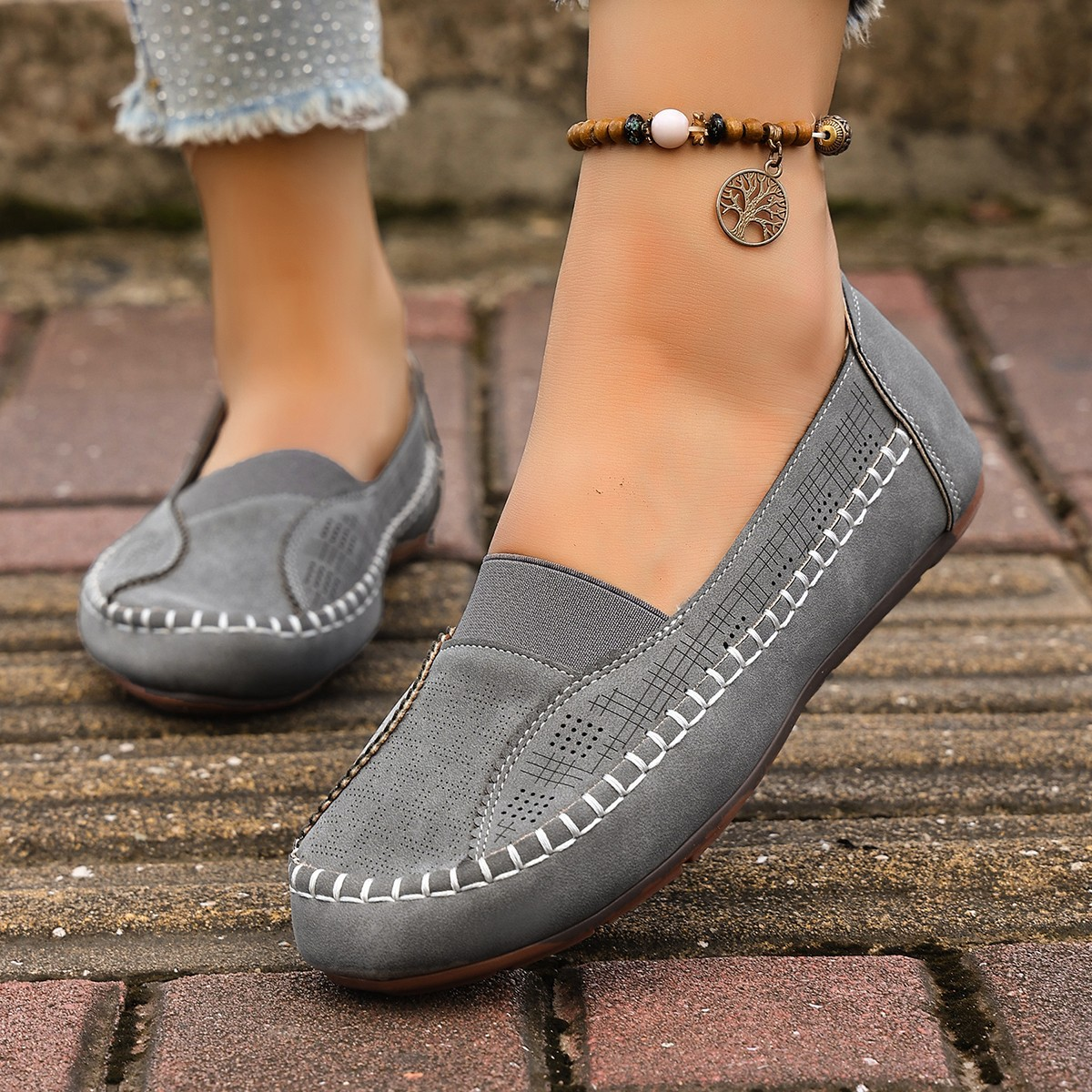 OrthoEase™ – Elegantne leevendus tundlikele jalgadele